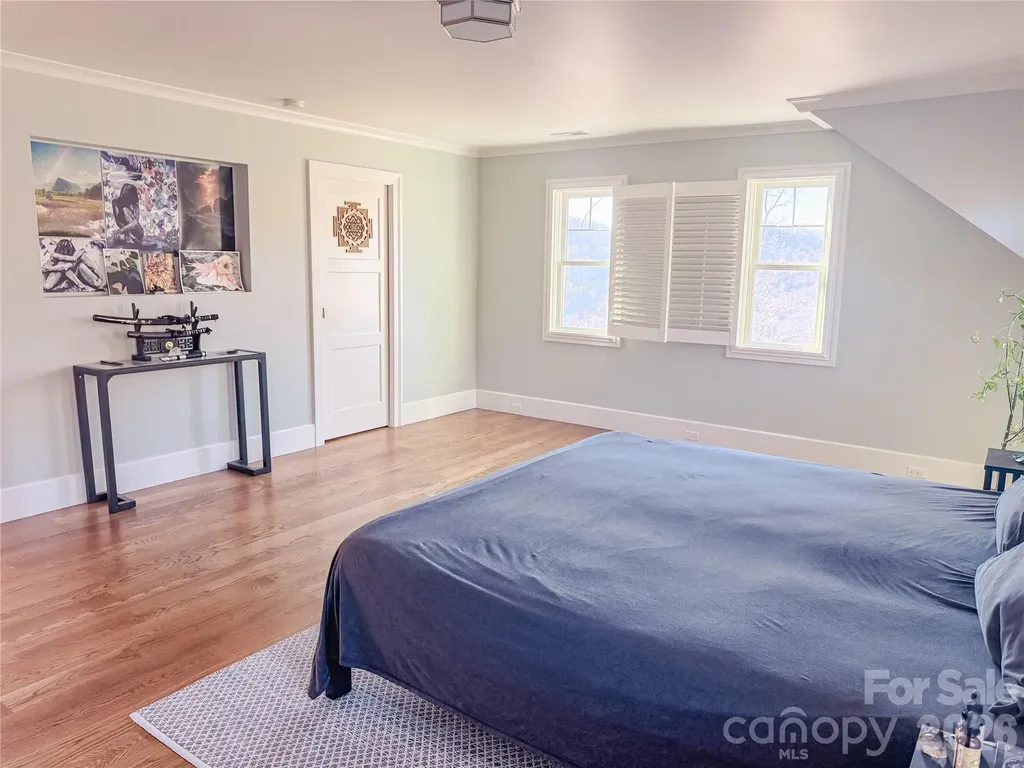 11 Lila Lane Clyde NC 28721
