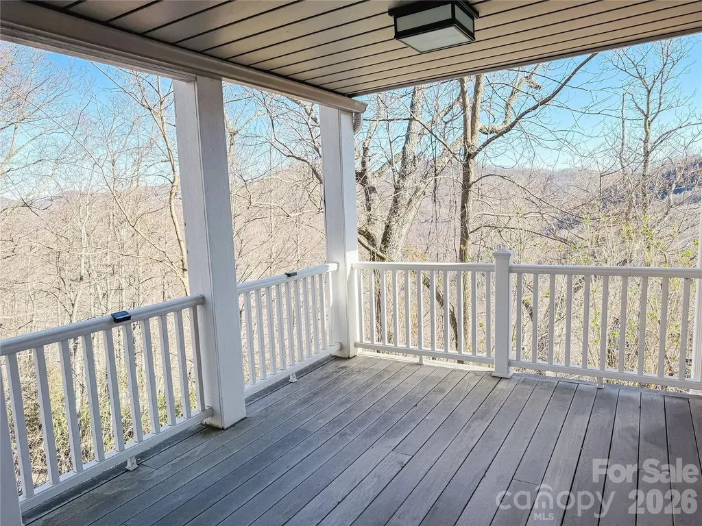 11 Lila Lane Clyde NC 28721