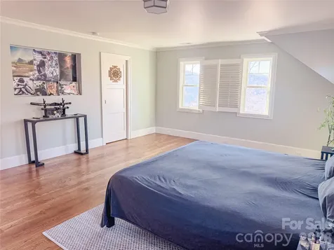 11 Lila Lane Clyde NC 28721