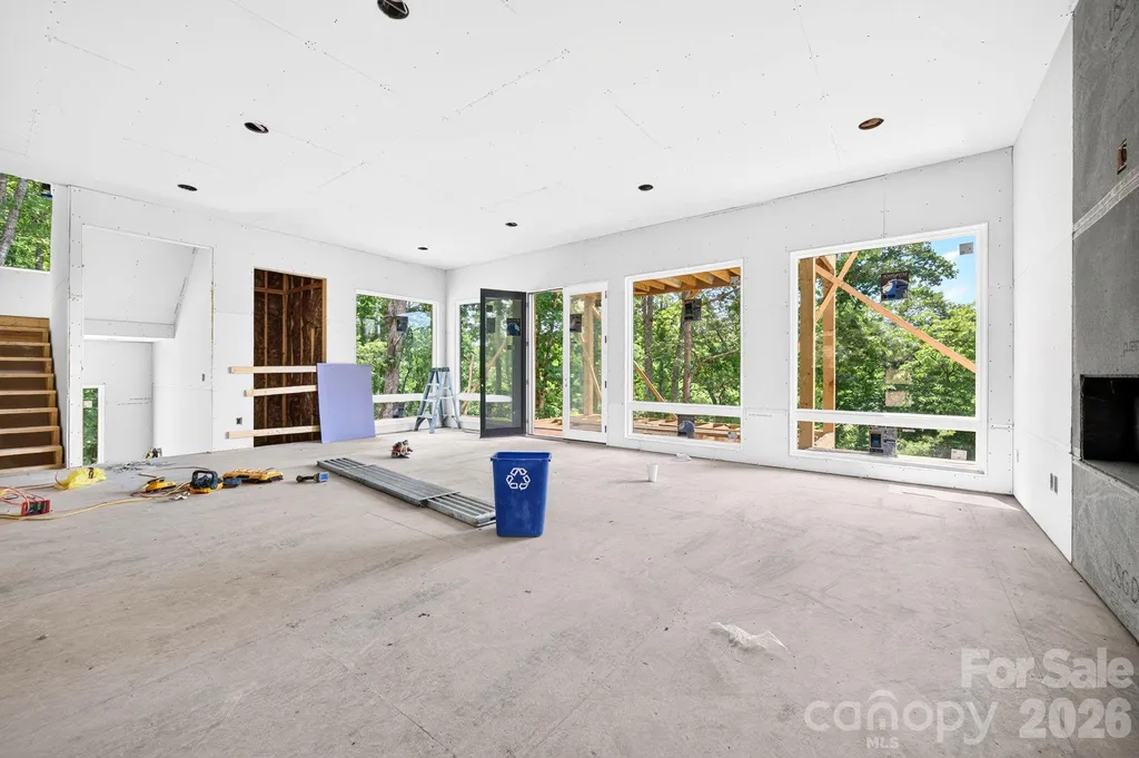 17 Spy Pointe Lane Fletcher NC 28732