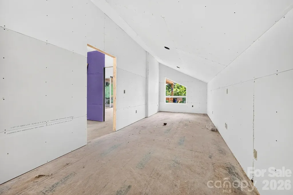17 Spy Pointe Lane Fletcher NC 28732