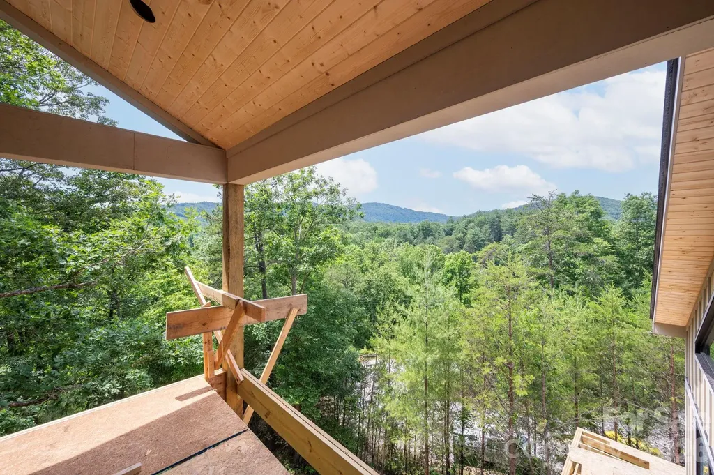 17 Spy Pointe Lane Fletcher NC 28732