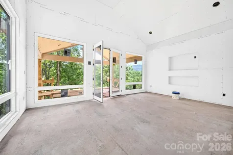 17 Spy Pointe Lane Fletcher NC 28732