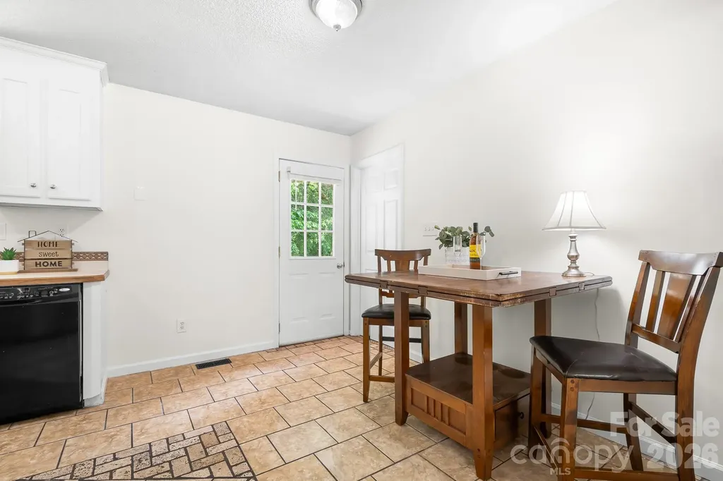 218 Vernon Street Cherryville NC 28021