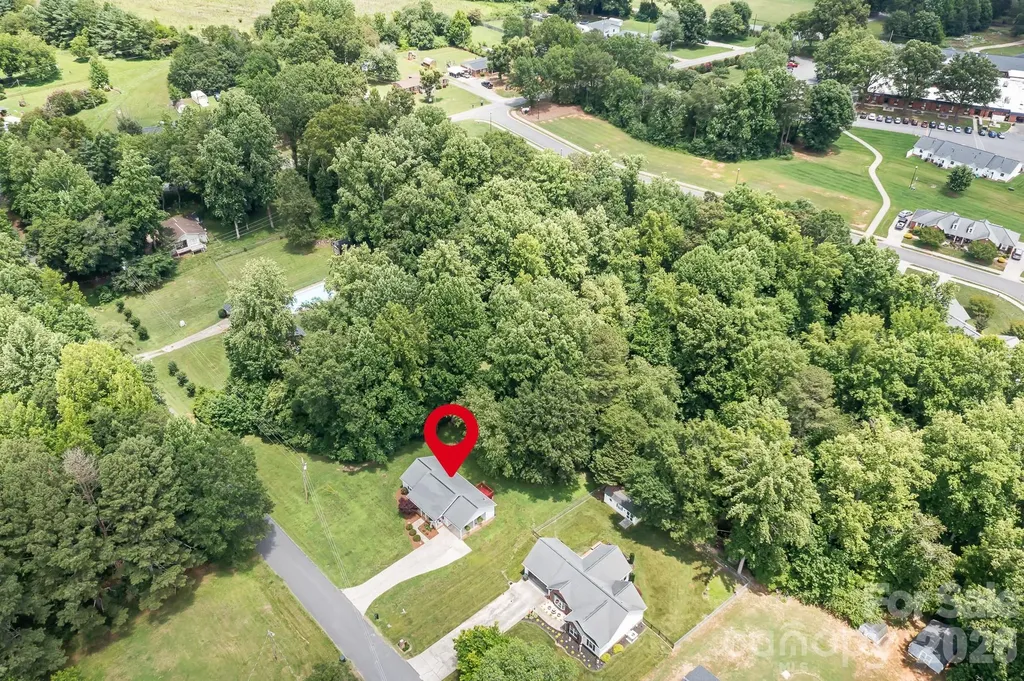 218 Vernon Street Cherryville NC 28021