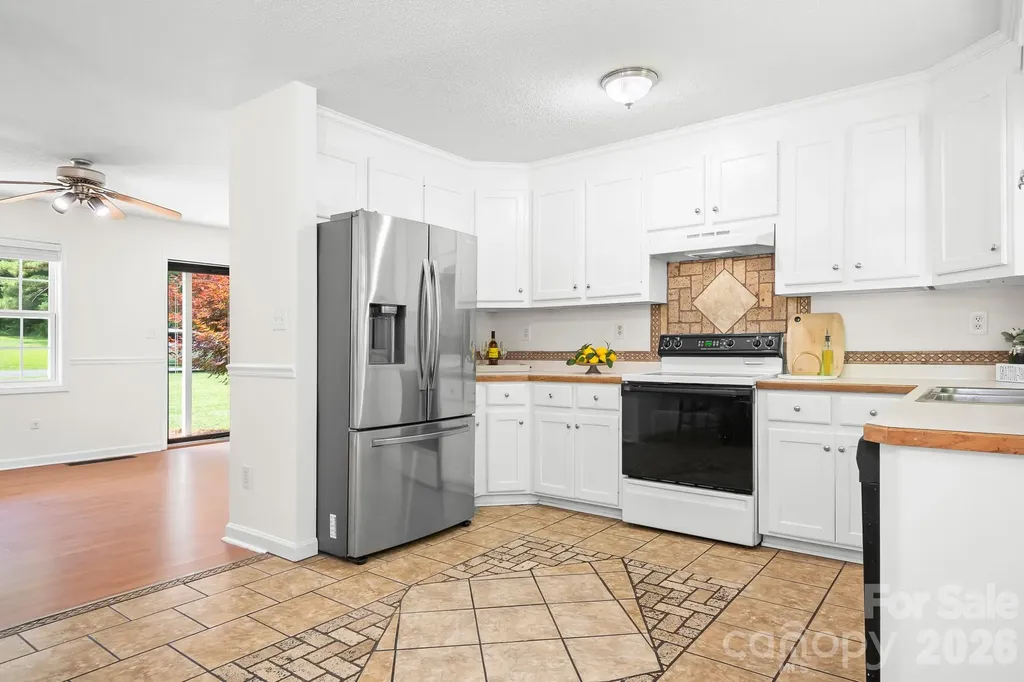 218 Vernon Street Cherryville NC 28021