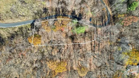 10 Peacock Lane Burnsville NC 28714