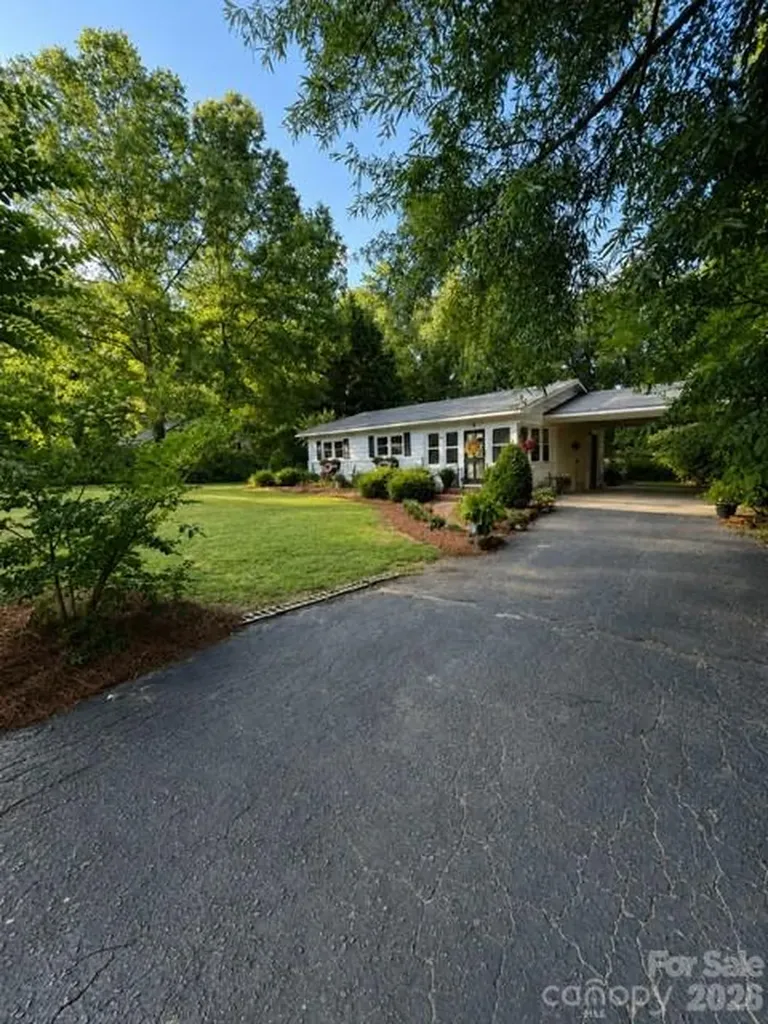 606 N Pine Lane Wadesboro NC 28170