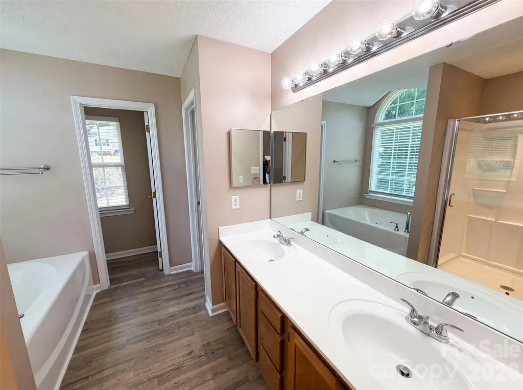 311 Hickory Wood Drive Kannapolis NC 28083