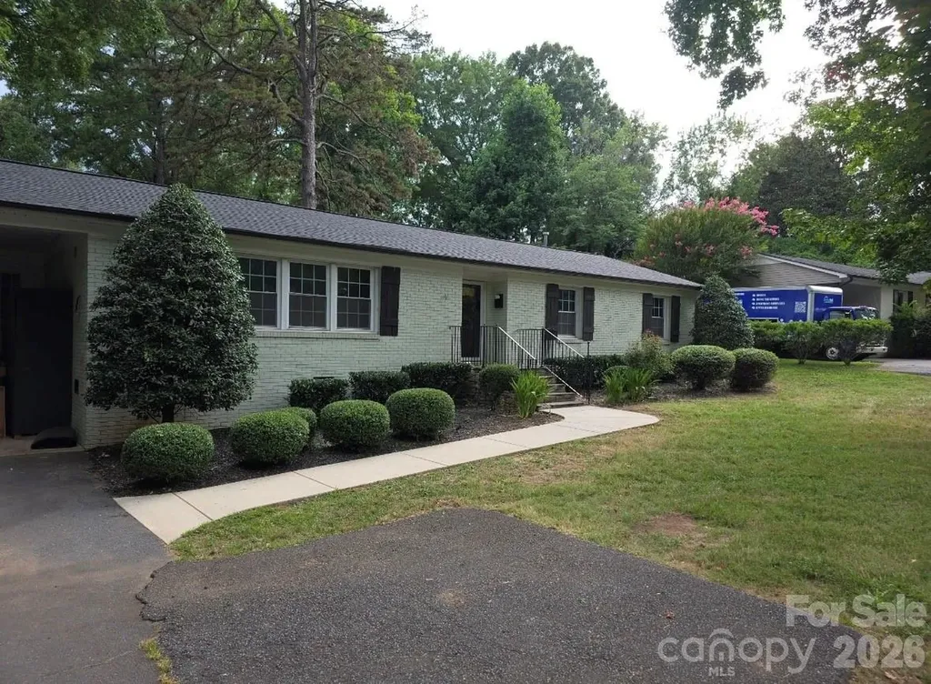 4124 Randolph Road Charlotte NC 28211
