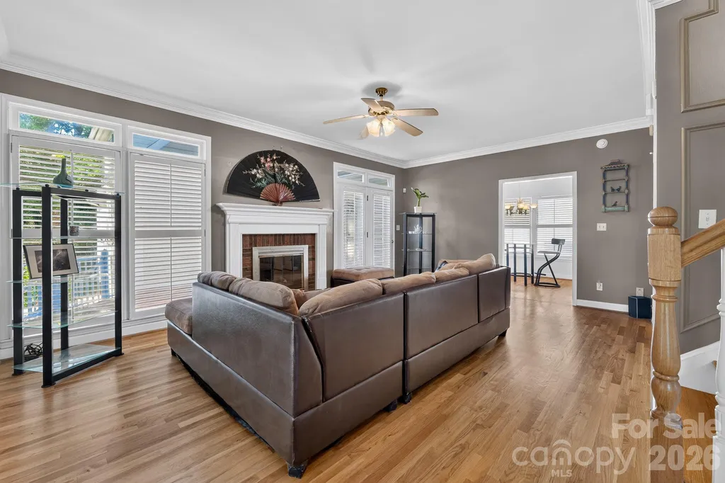 516 Shelton Street Charlotte NC 28270