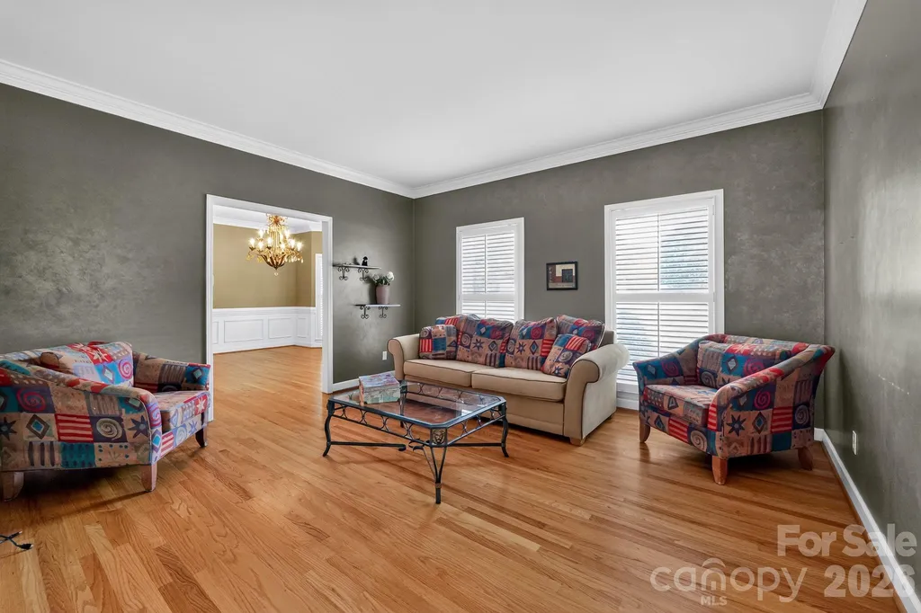 516 Shelton Street Charlotte NC 28270