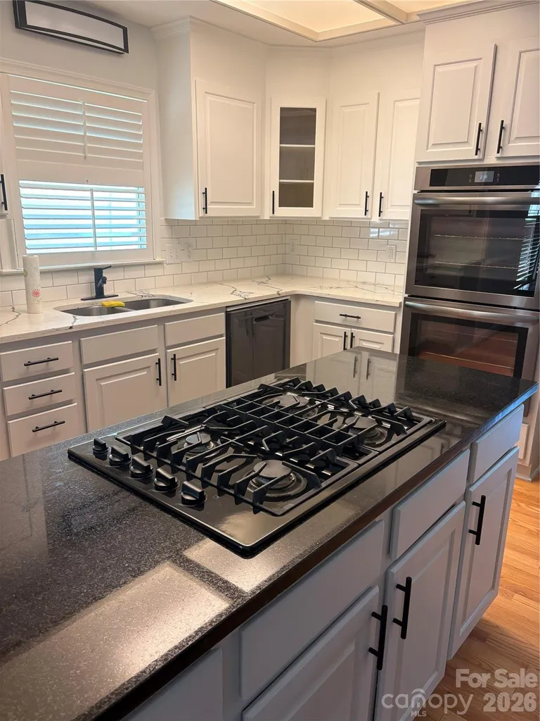 516 Shelton Street Charlotte NC 28270