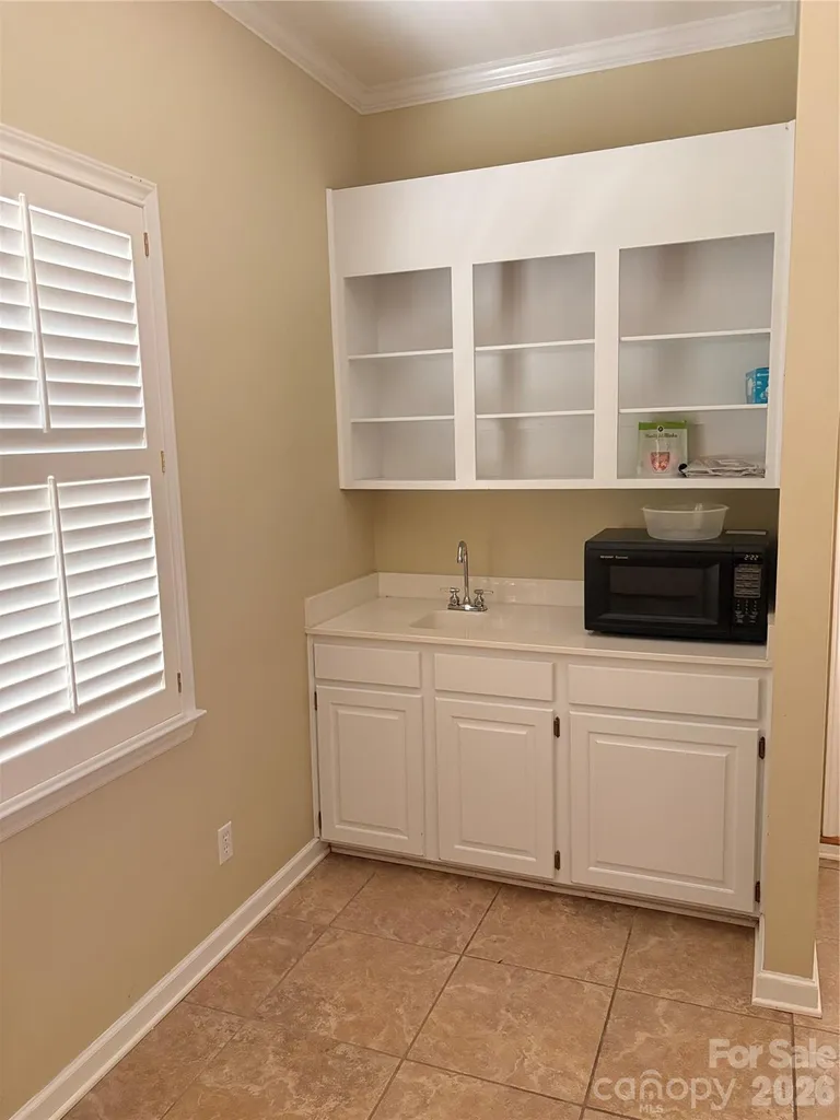 516 Shelton Street Charlotte NC 28270