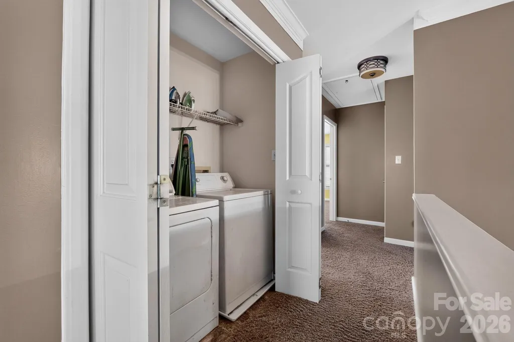 516 Shelton Street Charlotte NC 28270