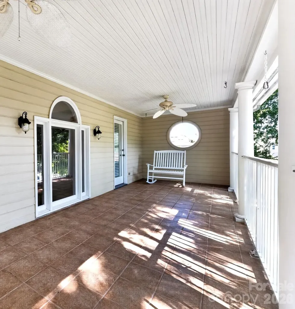 516 Shelton Street Charlotte NC 28270