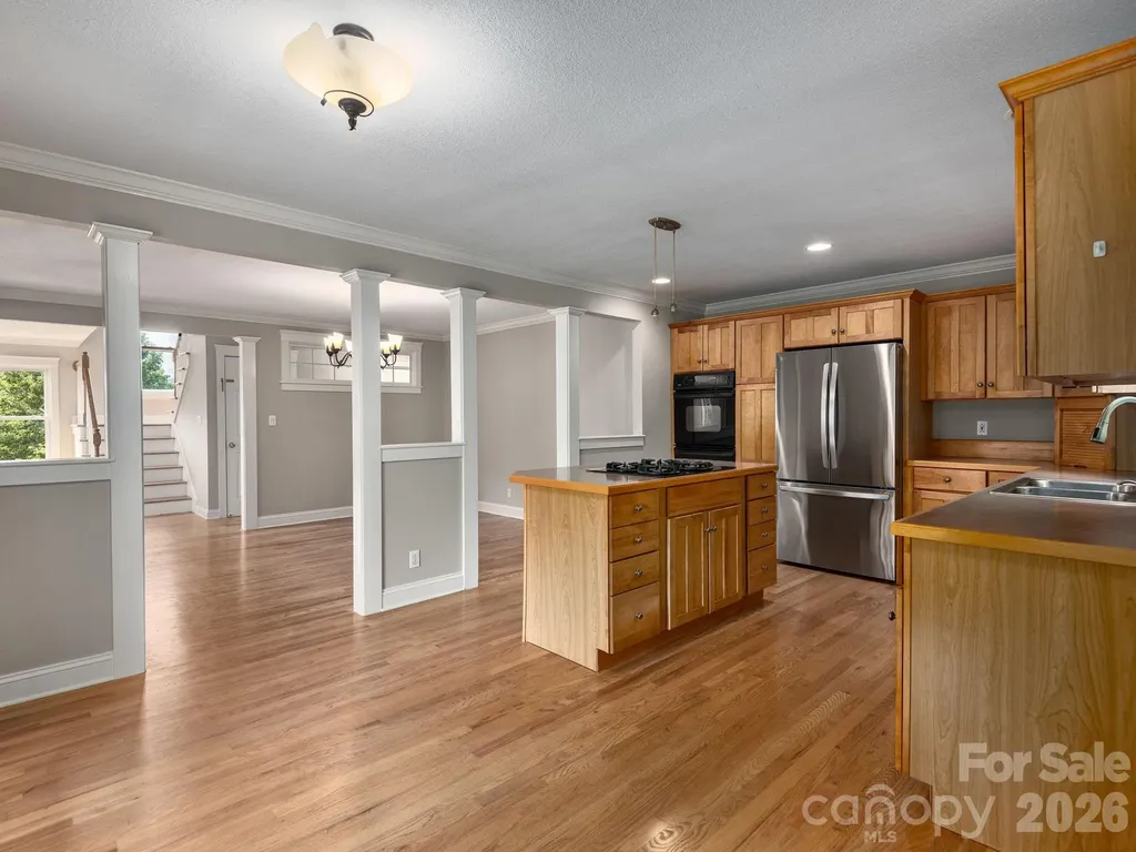 30 Apple Tree Way Asheville NC 28805