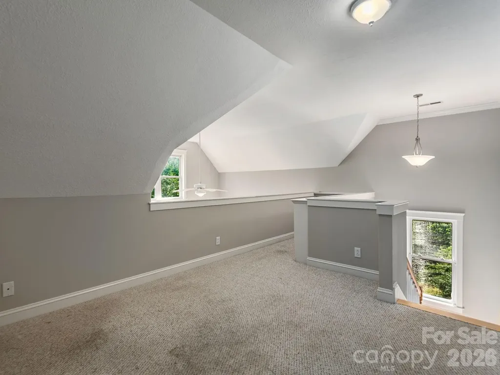 30 Apple Tree Way Asheville NC 28805