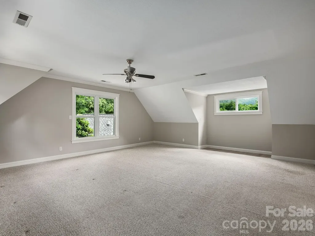 30 Apple Tree Way Asheville NC 28805