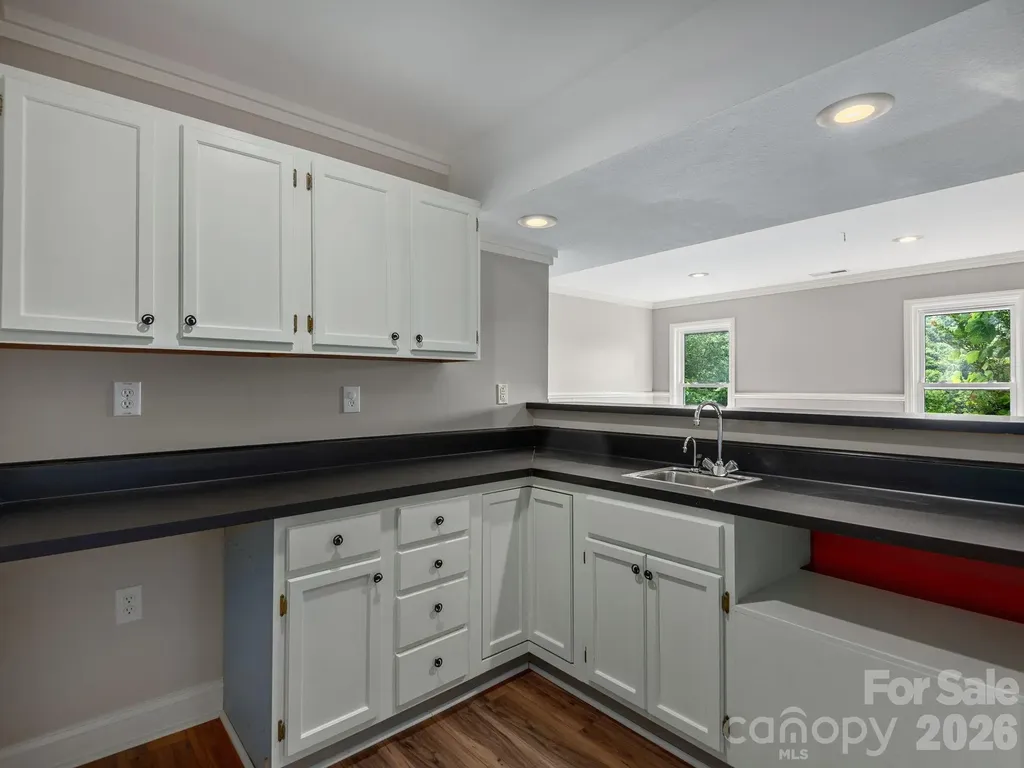 30 Apple Tree Way Asheville NC 28805