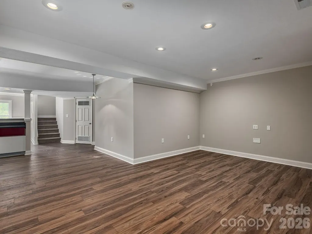 30 Apple Tree Way Asheville NC 28805