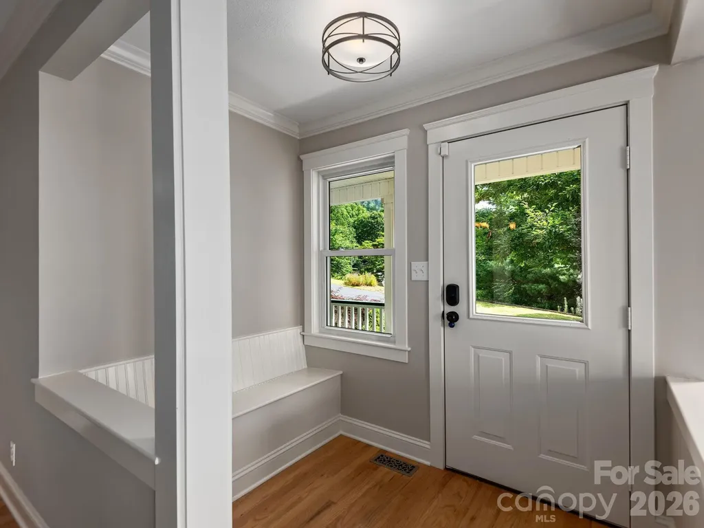 30 Apple Tree Way Asheville NC 28805
