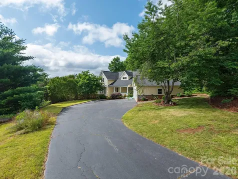 30 Apple Tree Way Asheville NC 28805