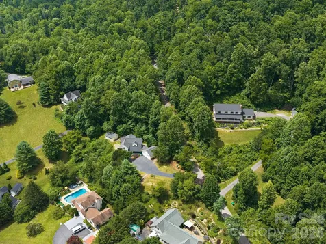 30 Apple Tree Way Asheville NC 28805