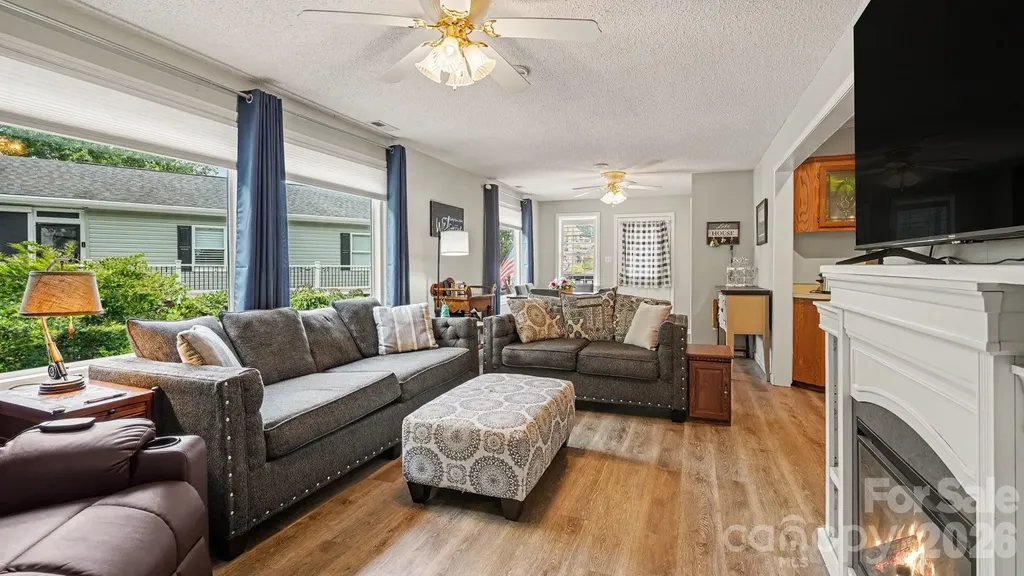 113 Lake View Drive New London NC 28127