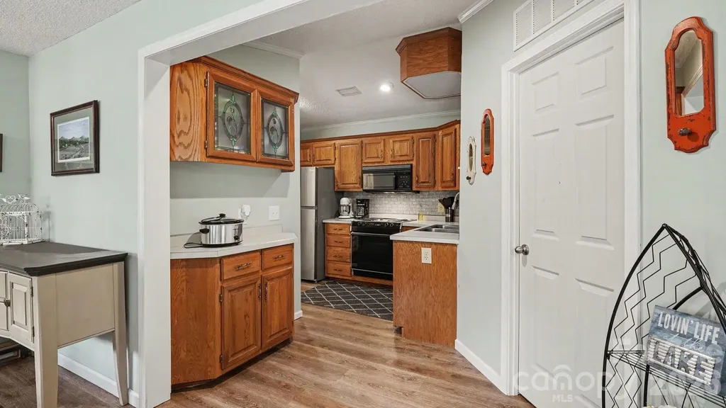 113 Lake View Drive New London NC 28127