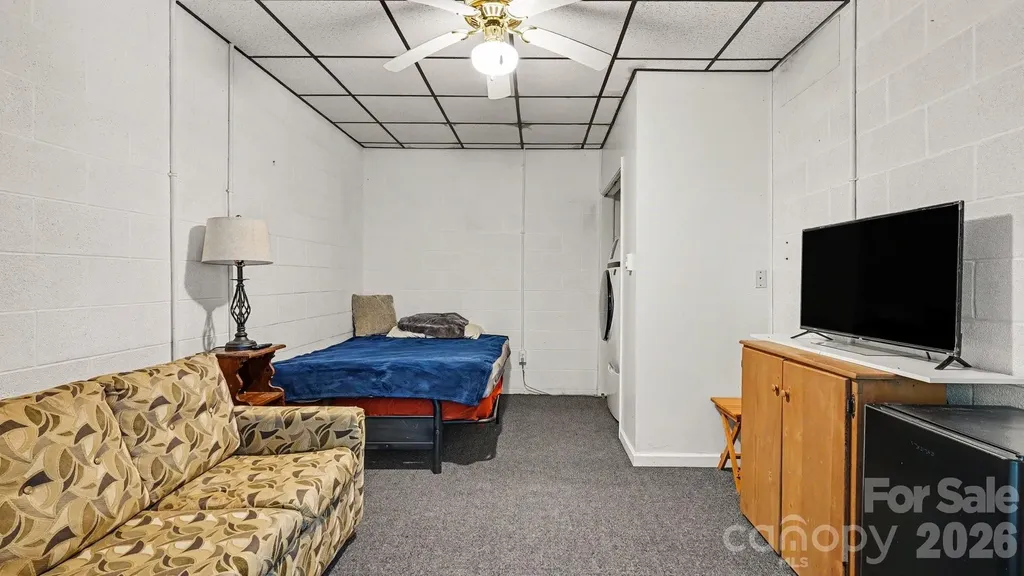 113 Lake View Drive New London NC 28127