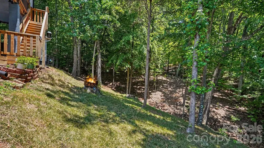 113 Lake View Drive New London NC 28127
