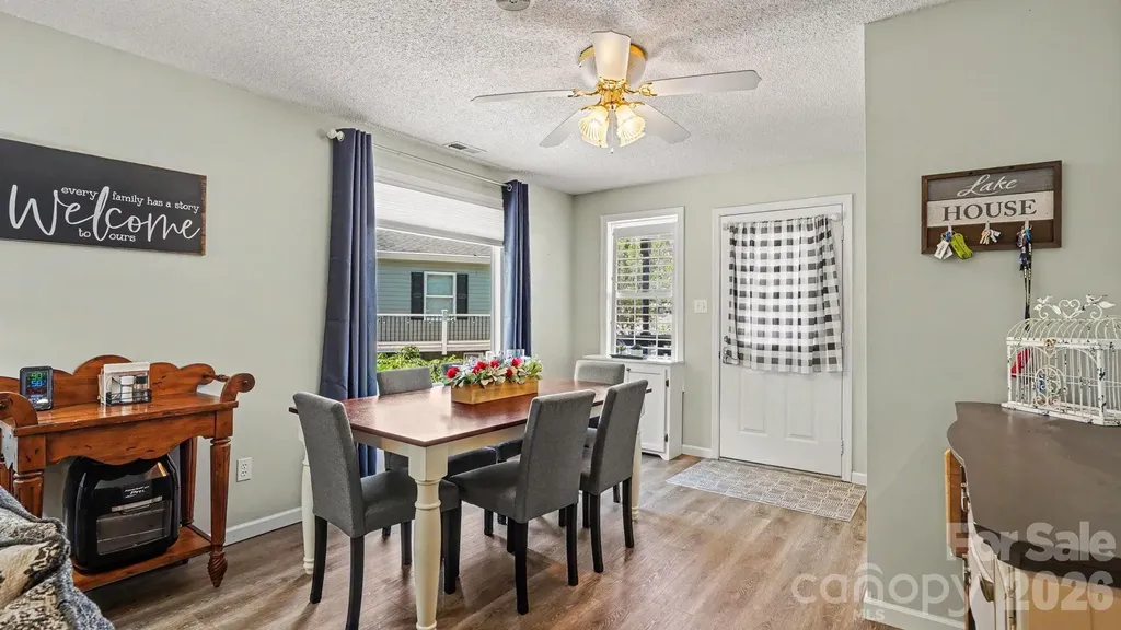 113 Lake View Drive New London NC 28127