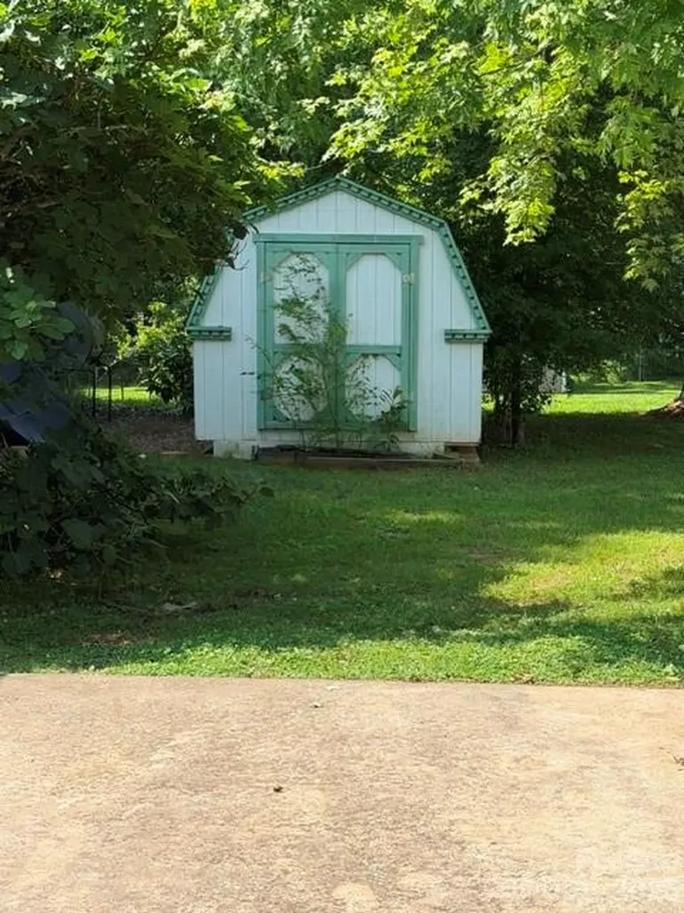 620 Rutherford Road Marion NC 28752
