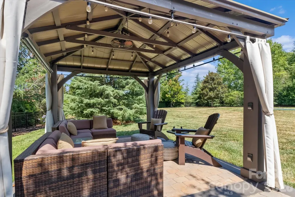 12820 Westmoreland Farm Road Davidson NC 28036
