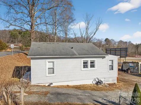105 Countryside Drive SW Lenoir NC 28645