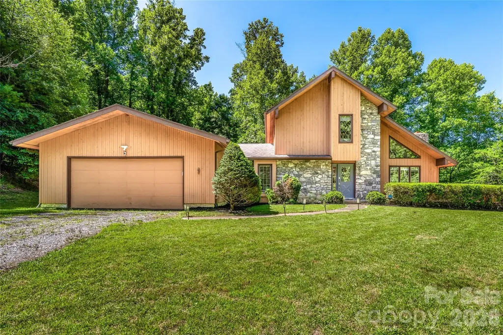 Fairview NC, 340 Sugar Hollow Road