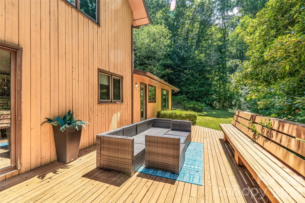 340 Sugar Hollow Road Fairview NC 28730