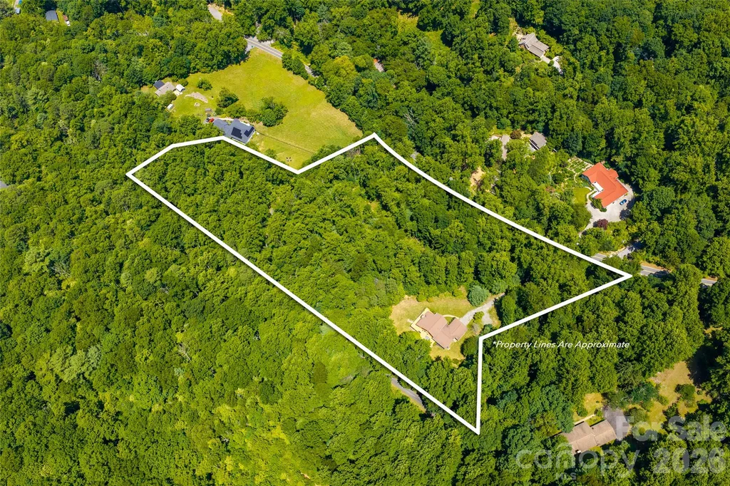 340 Sugar Hollow Road Fairview NC 28730