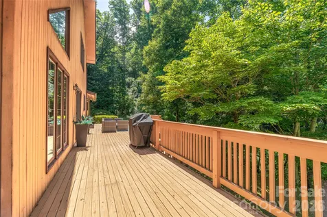 340 Sugar Hollow Road Fairview NC 28730