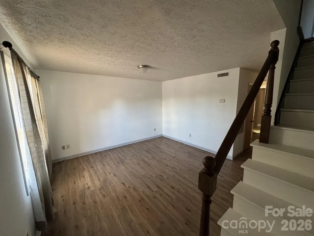 224 14th Avenue SE Hickory NC 28602