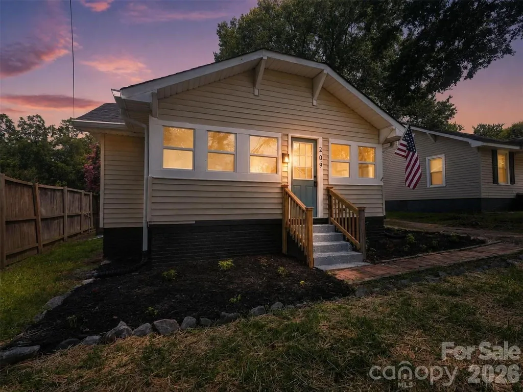 209 Caldwell Street Kannapolis NC 28083