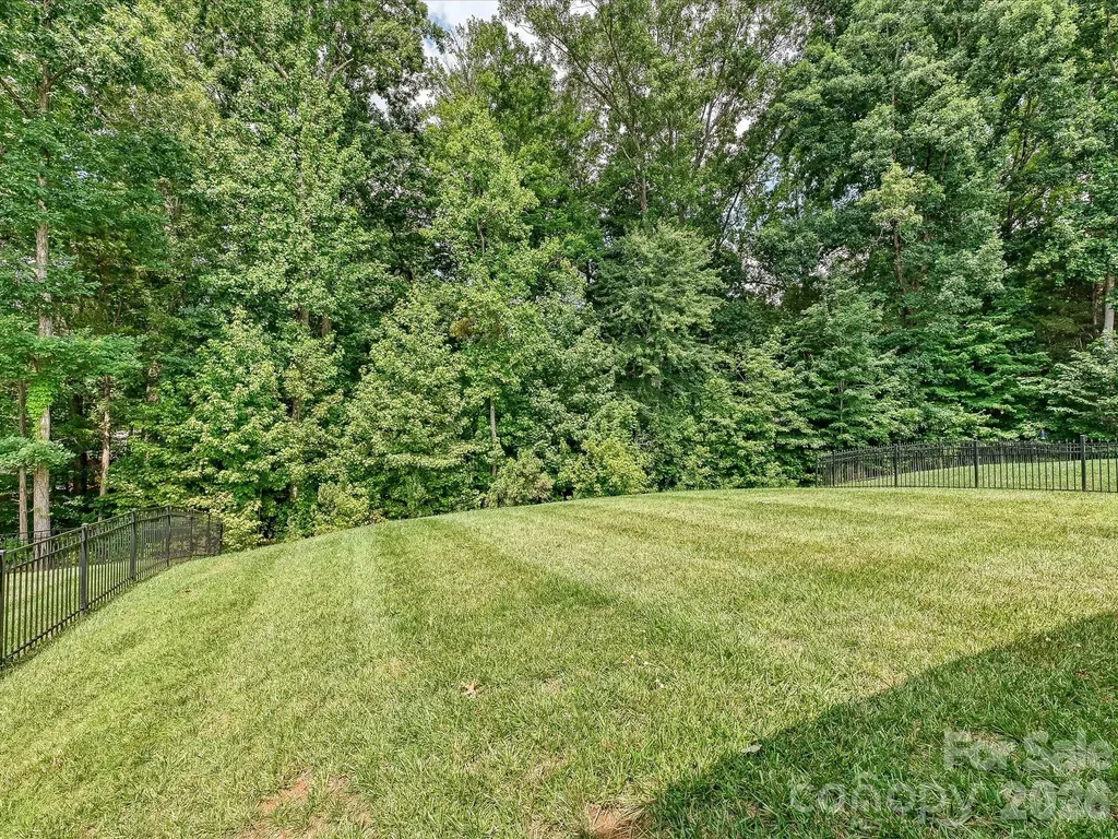 10038 Lilac Court Charlotte NC 28215