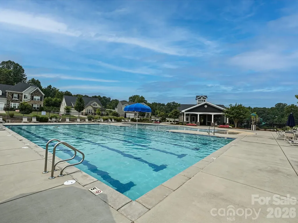 10038 Lilac Court Charlotte NC 28215