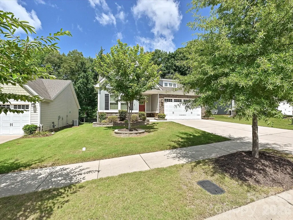 10038 Lilac Court Charlotte NC 28215