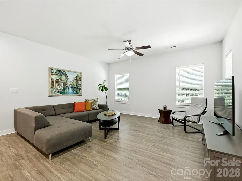 10038 Lilac Court Charlotte NC 28215
