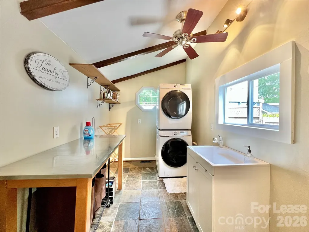 2637 Chesterfield Avenue Charlotte NC 28205