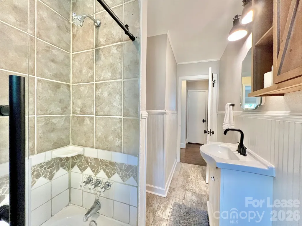 2637 Chesterfield Avenue Charlotte NC 28205