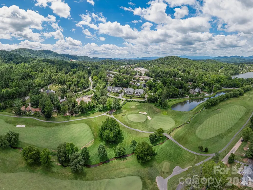 34 Dover Street Asheville NC 28804