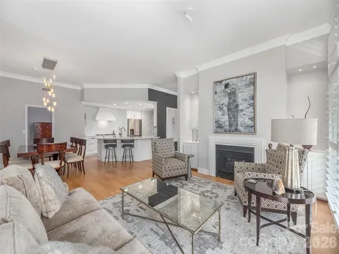 34 Dover Street Asheville NC 28804
